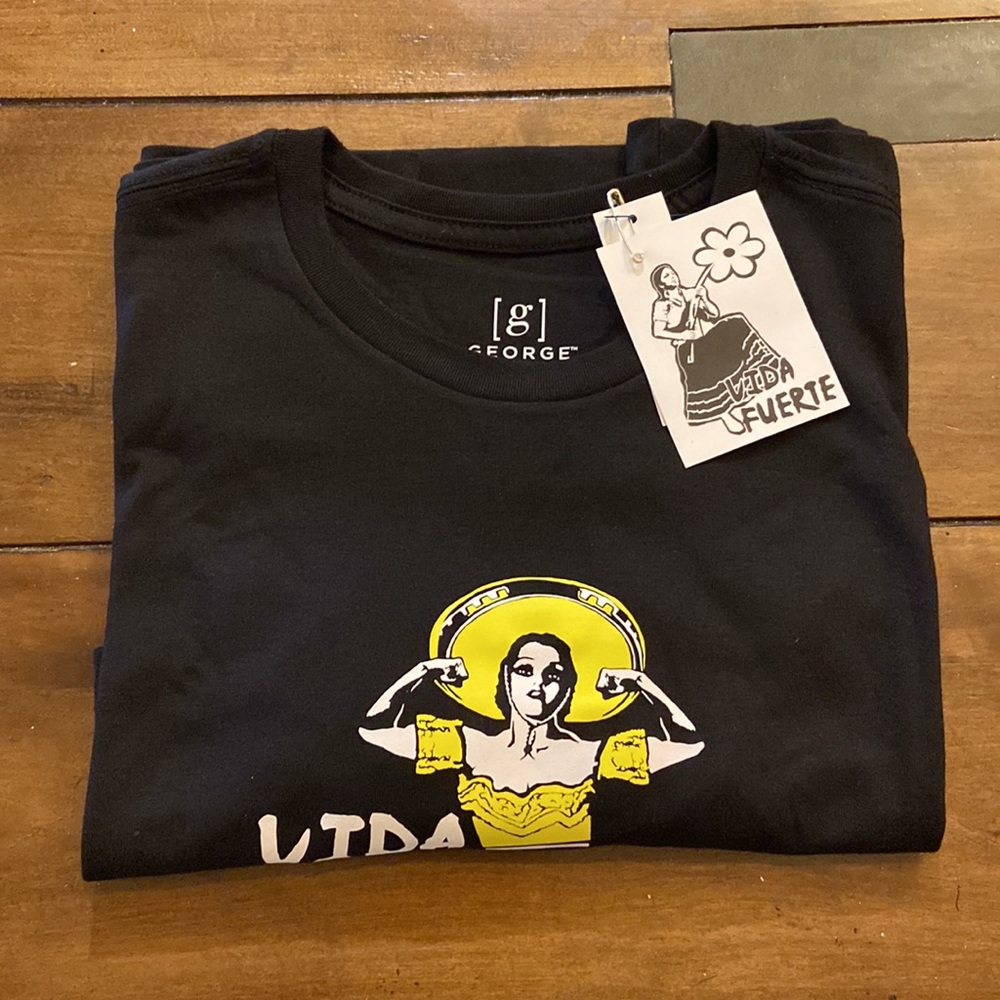 Vida Fuerte- custom black t-shirt “La Charra” - unisex men’s small